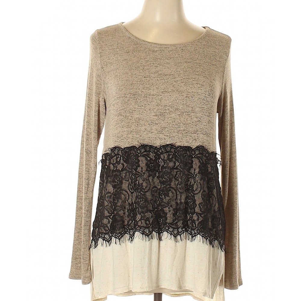 Chatoyant Size M Long Sleeve Sweater